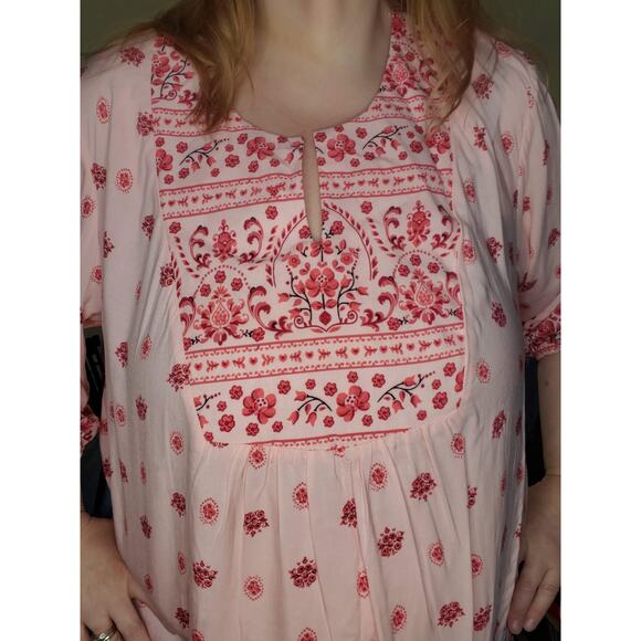NEW WOMAN WITHIN Size 22/24 Pink Floral Tunic Top 3/4 Elastic Sleeves Boho - Picture 2 of 9